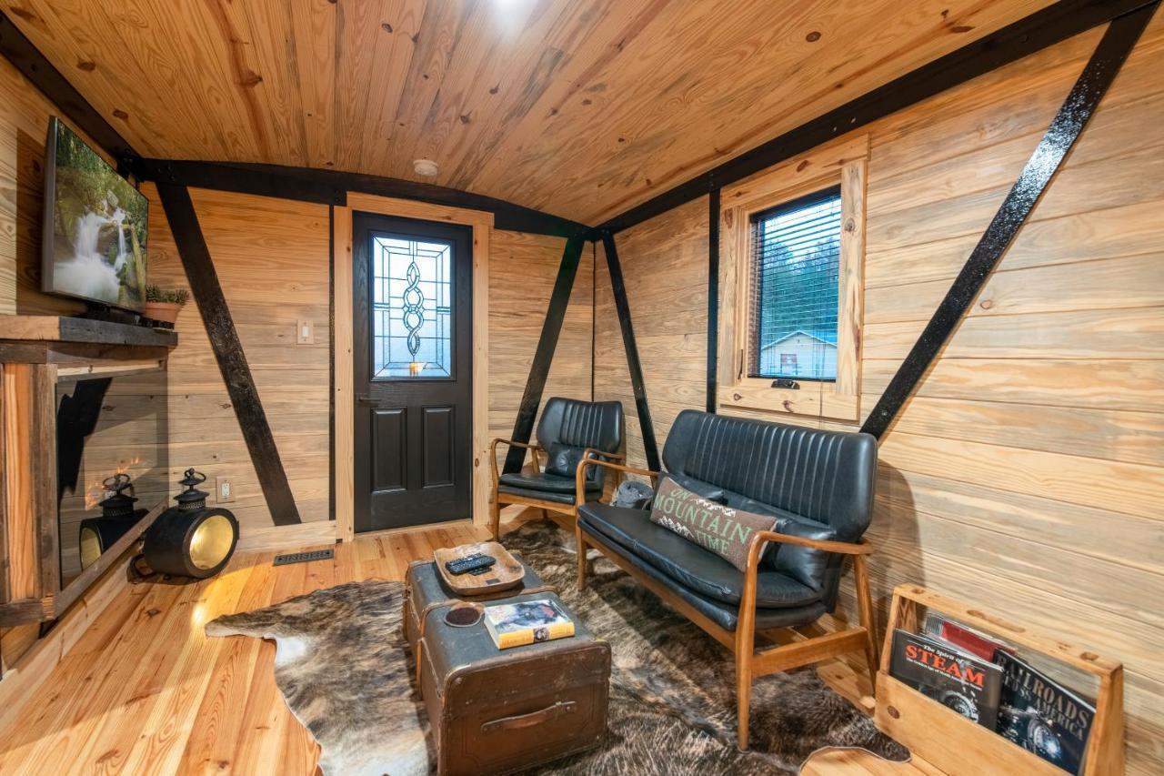 Smoky Mountain Station Villa Pigeon Forge Dış mekan fotoğraf